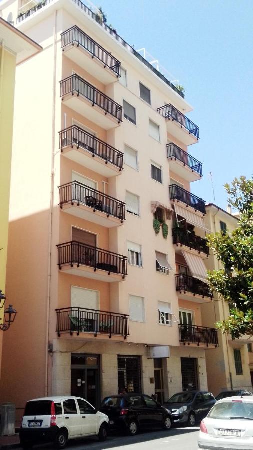 Affittacamere L'Orchidea Ventimiglia Exterior foto